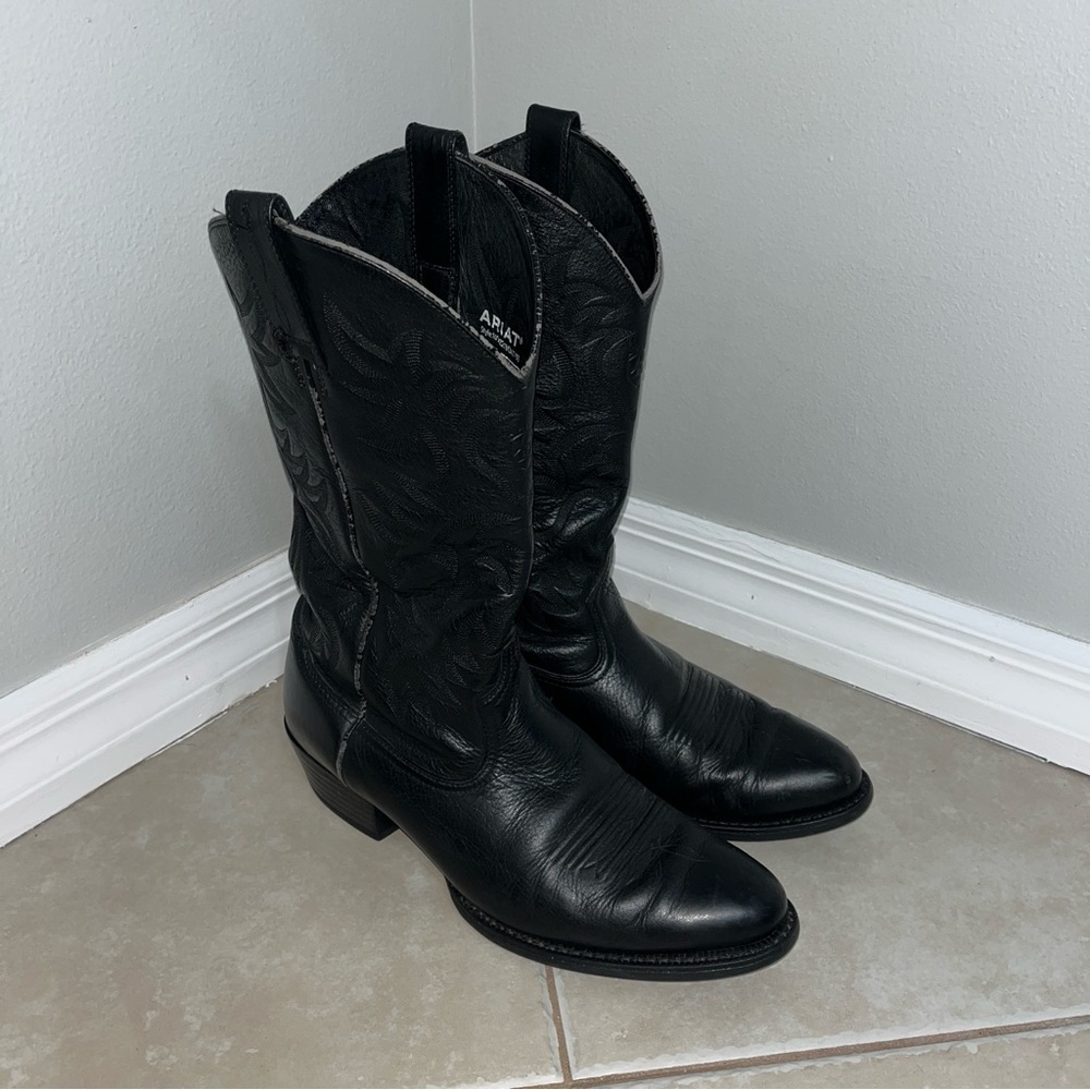 SOLD - Ariat Men's Heritage Western Boots Mens Size US 11.5D